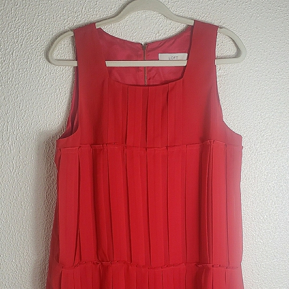 Ann Taylor Loft Red Chiffon Pleated Mini Dress Sleeveless Square Neck Zip Back - Picture 3 of 13